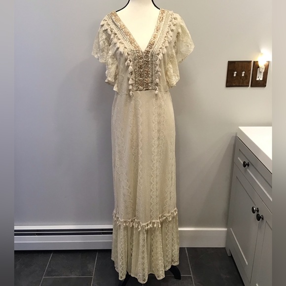 Vanessa Alexandra Romantic Sheer Lace Maxi Dress Flutter Embroidered Tassels Med - Picture 3 of 16